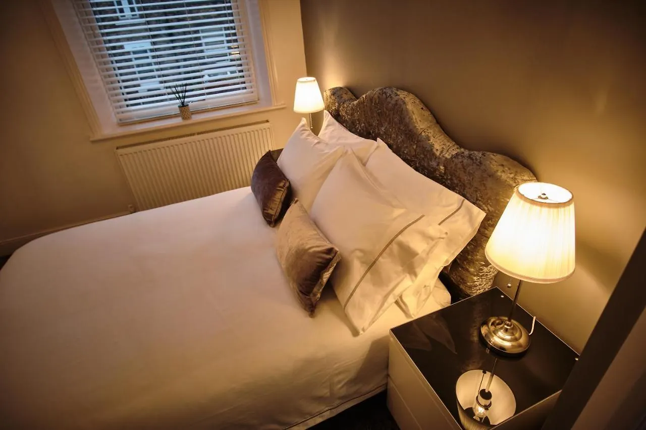 Halifax Haven - Simple2Let Serviced Apartments
