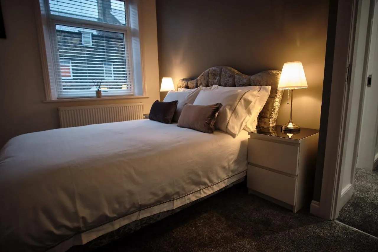Halifax Haven - Simple2Let Serviced Apartments